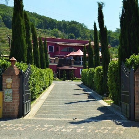 Agriturismo San Martino ปอซซุออลี ภายนอก รูปภาพ