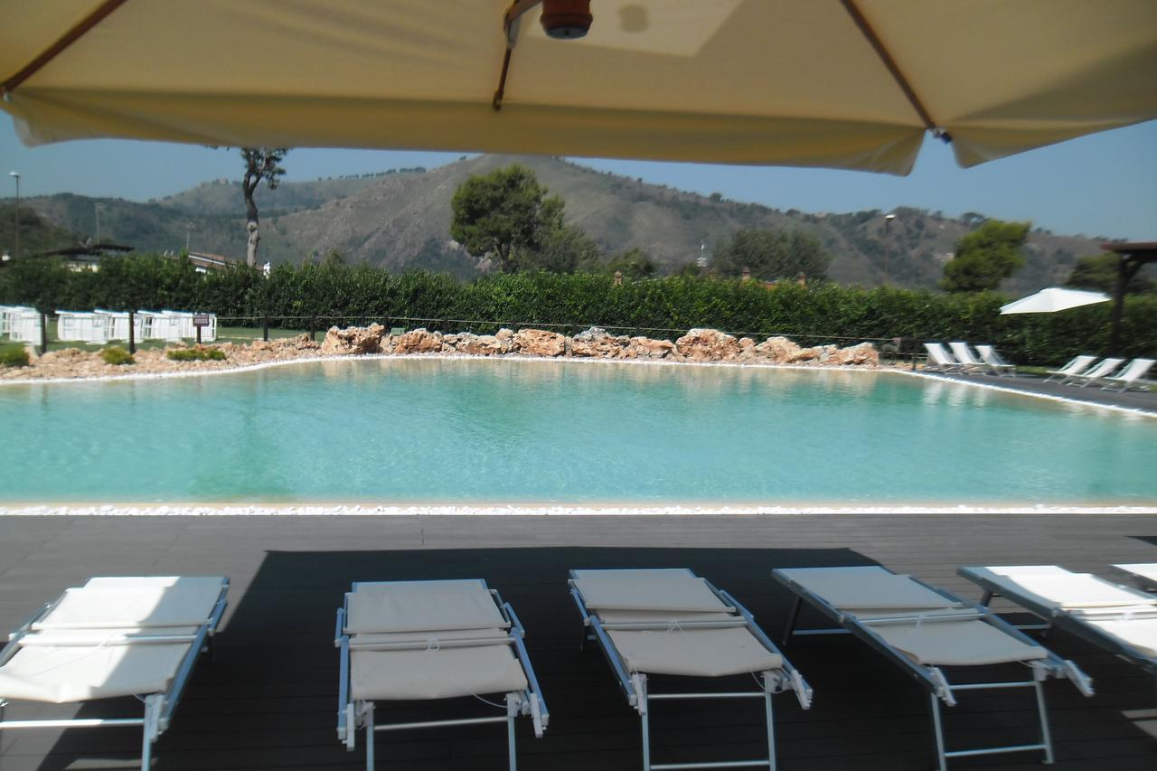Agriturismo San Martino ปอซซุออลี ภายนอก รูปภาพ