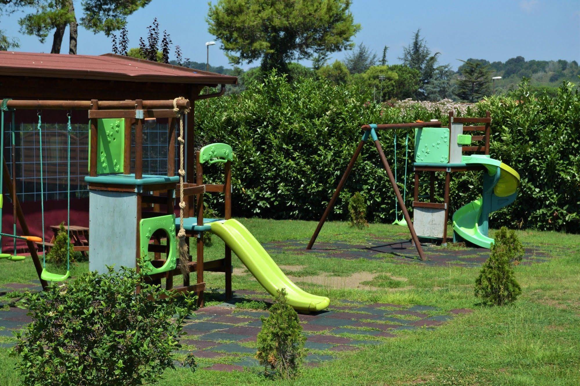 Agriturismo San Martino ปอซซุออลี ภายนอก รูปภาพ