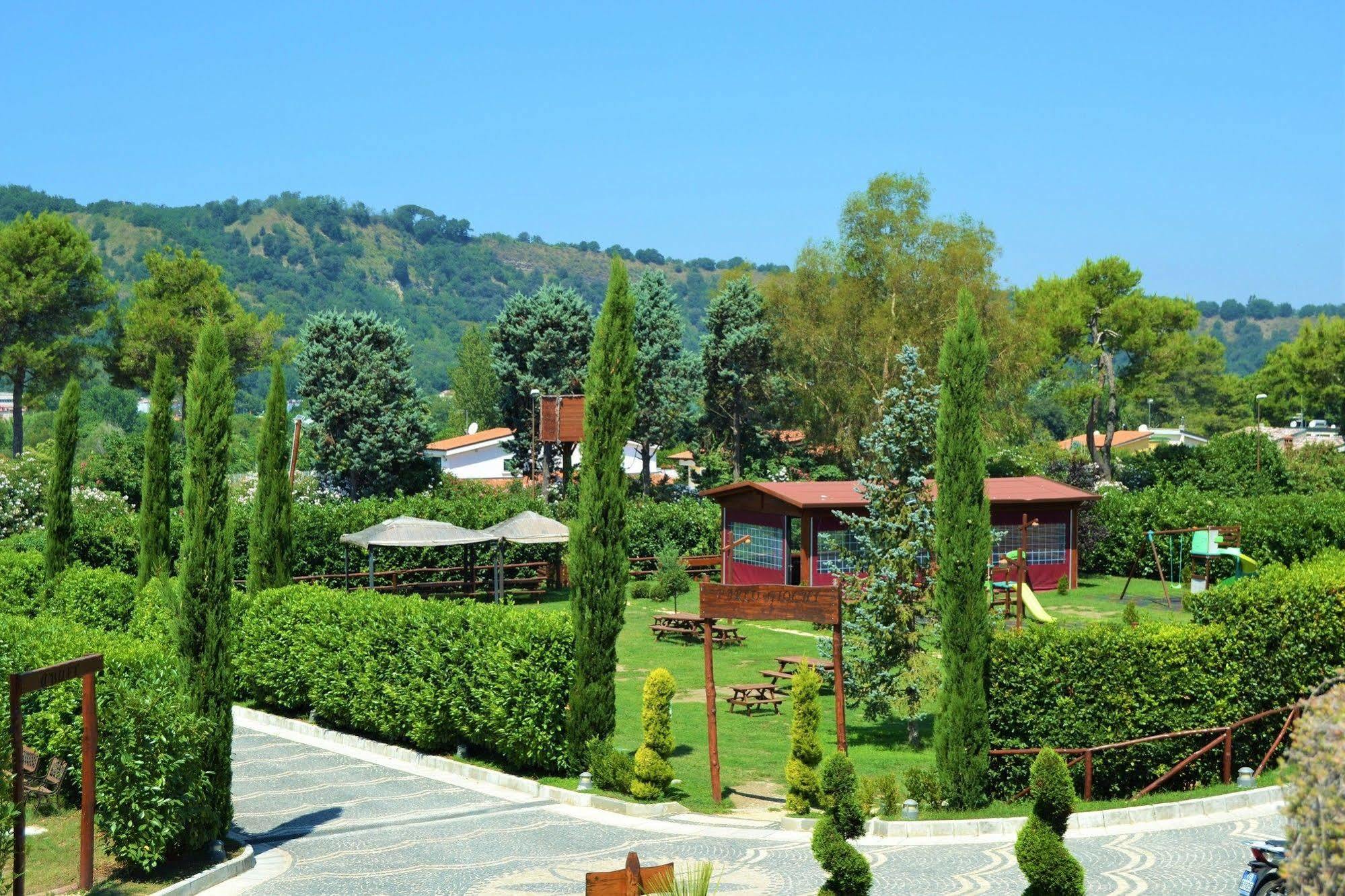 Agriturismo San Martino ปอซซุออลี ภายนอก รูปภาพ