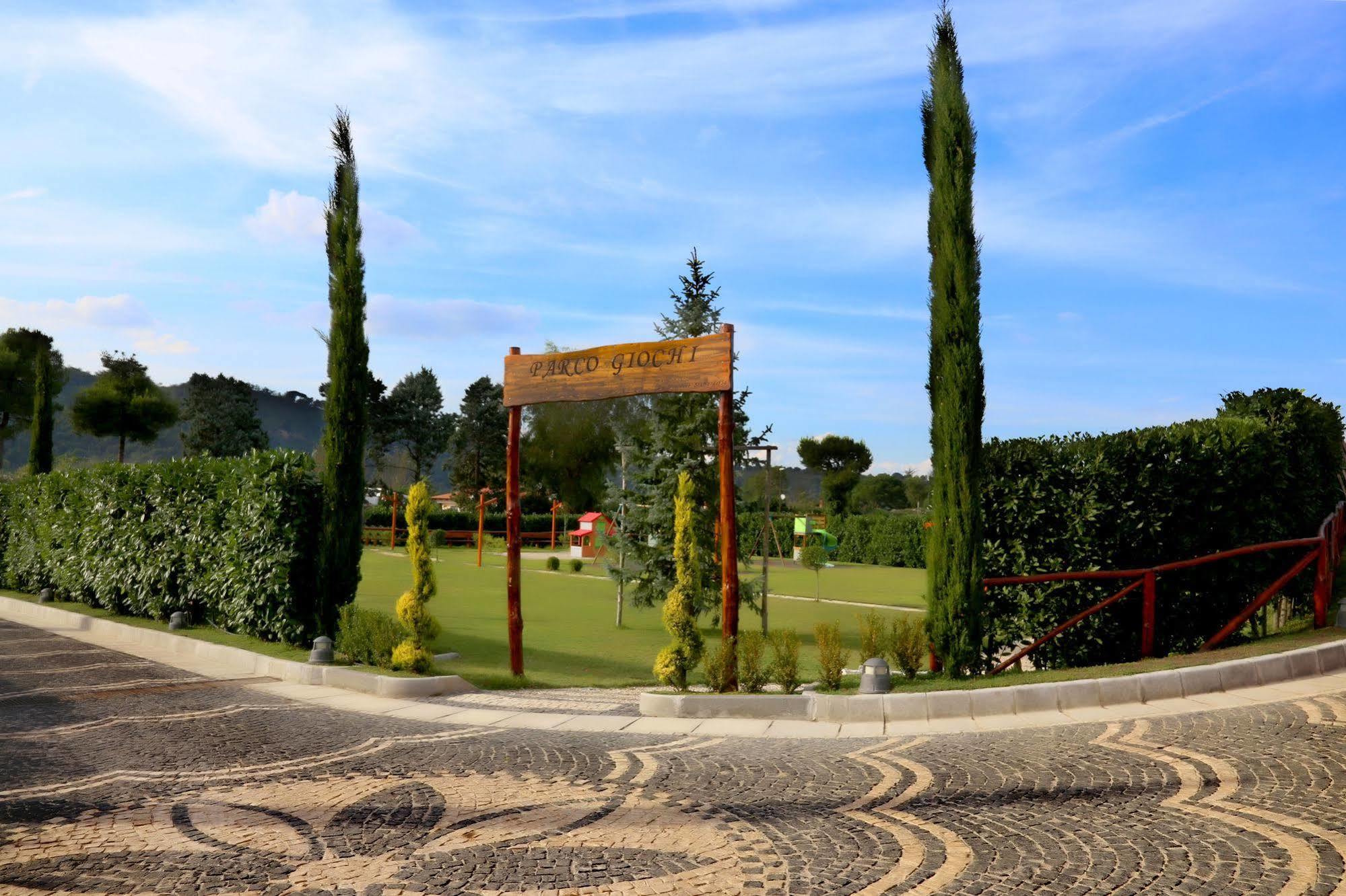 Agriturismo San Martino ปอซซุออลี ภายนอก รูปภาพ