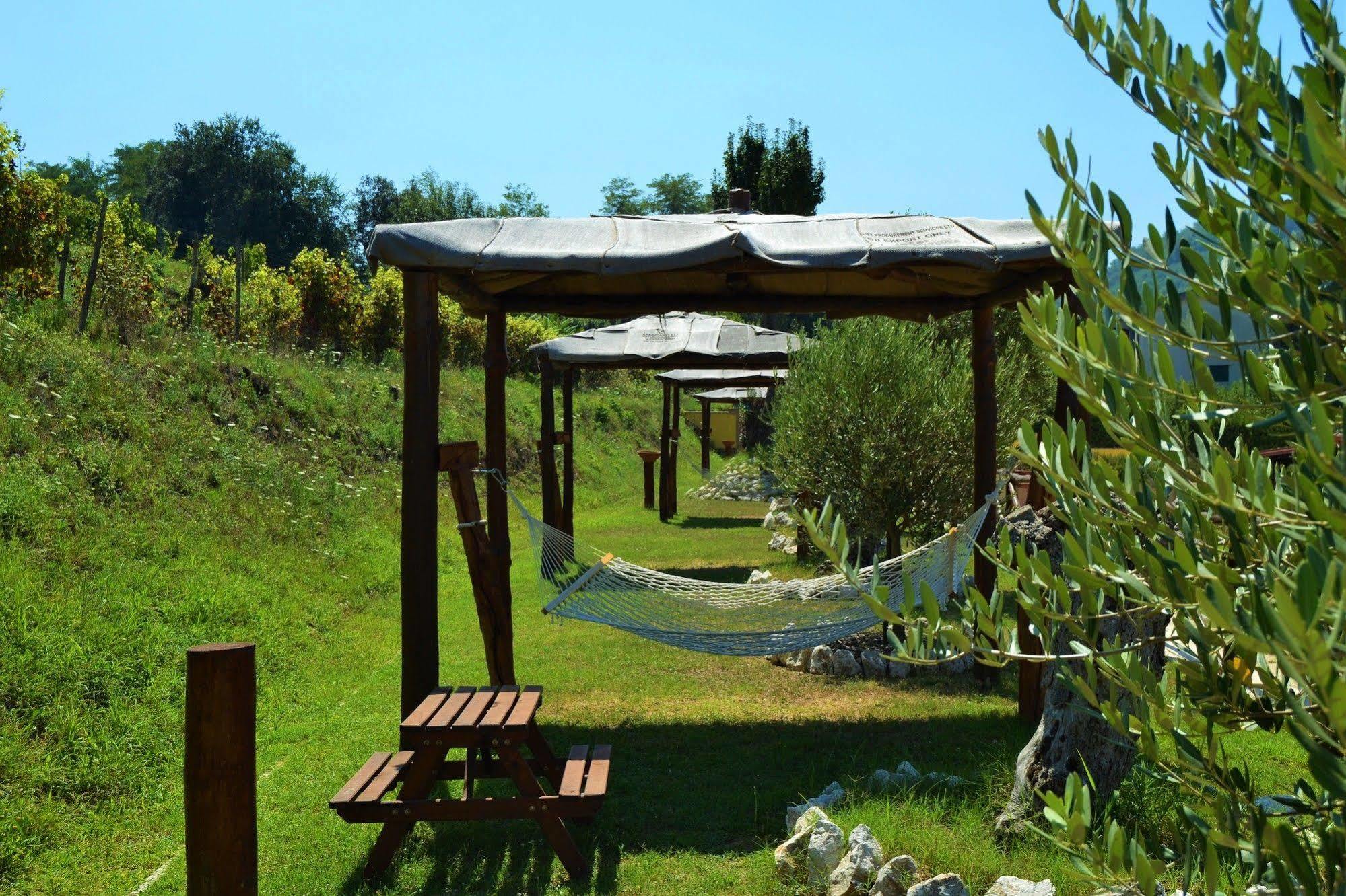 Agriturismo San Martino ปอซซุออลี ภายนอก รูปภาพ