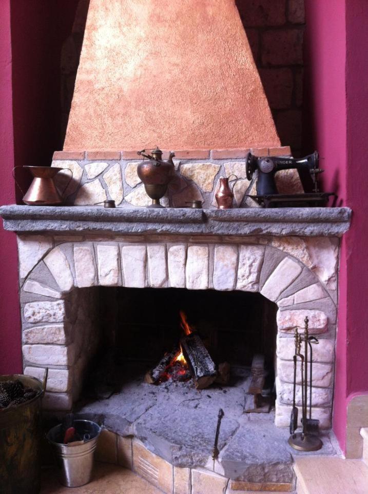 Agriturismo San Martino ปอซซุออลี ภายนอก รูปภาพ